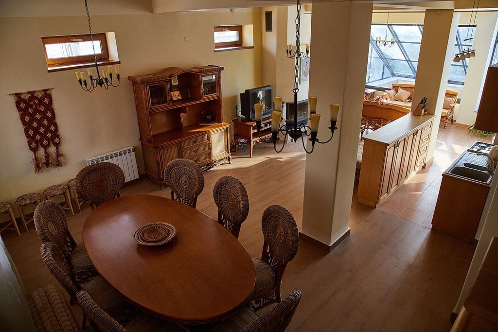 LUXE Villa in Tsaghkadzor Rum bild