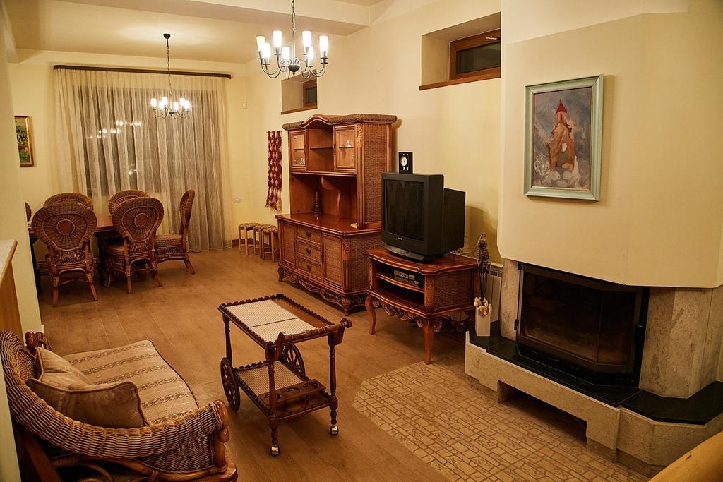 LUXE Villa in Tsaghkadzor Rum bild